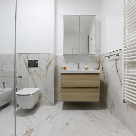 Hacca Collection - Bocconi, Porta Romana 2br Milan